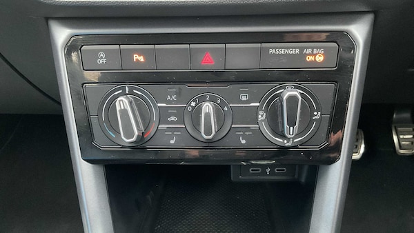 Used Volkswagen T-Cross 2021 for sale - 76242582: Photo 9