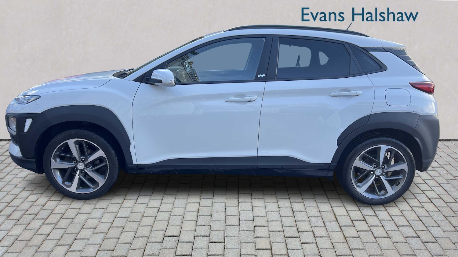 Used Hyundai KONA 2020 for sale - 76390707: Photo 2