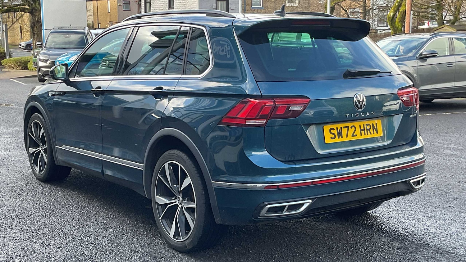 Used Volkswagen Tiguan 2023 for sale - 77628318: Photo 2