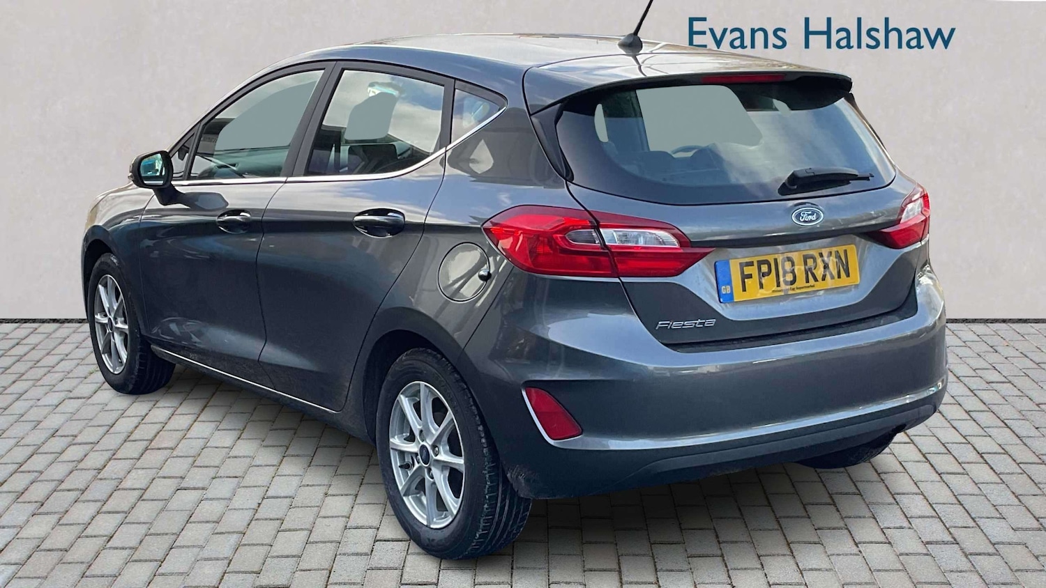 Used Ford Fiesta 2018 for sale - 78089812: Photo 2