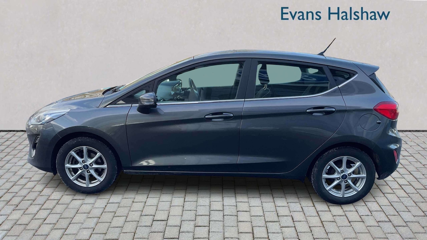 Used Ford Fiesta 2018 for sale - 78089812: Photo 3