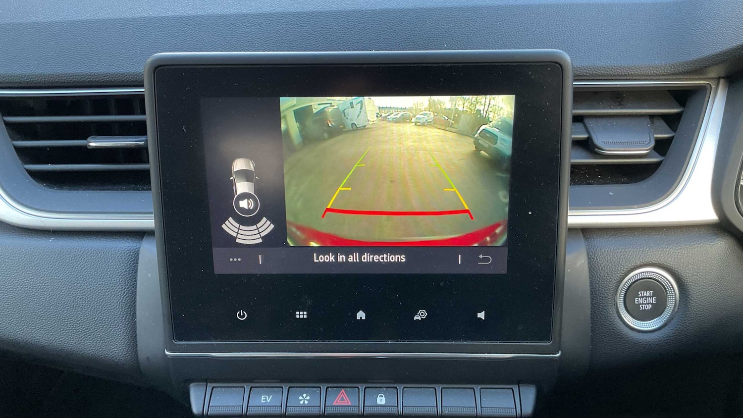 Used Renault Captur 2024 for sale - 77389717: Photo 8