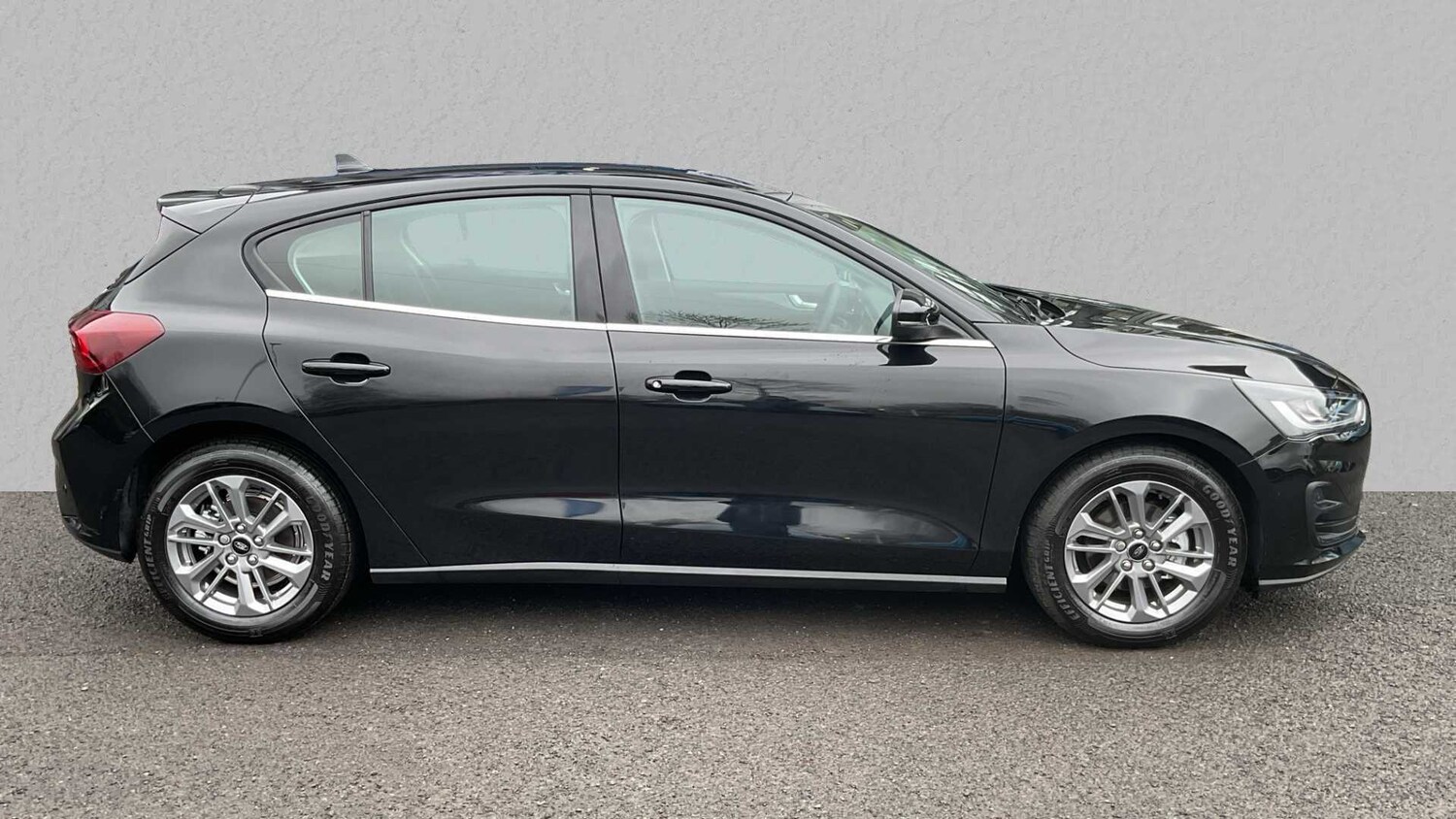 Used Ford Focus 2025 for sale - 76576034: Photo 3