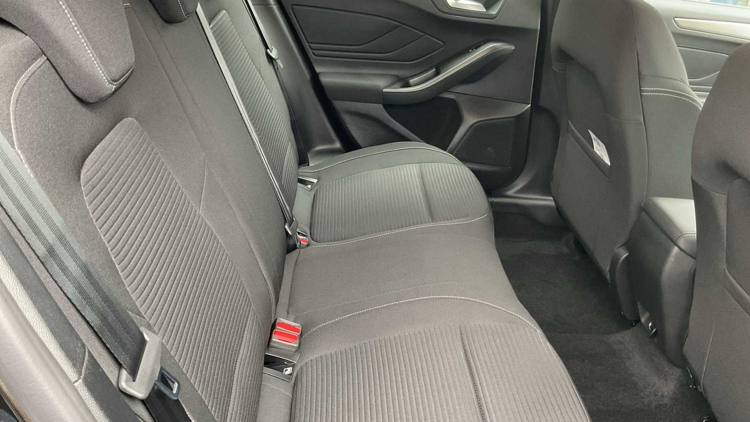 Used Ford Focus 2025 for sale - 76576034: Photo 9