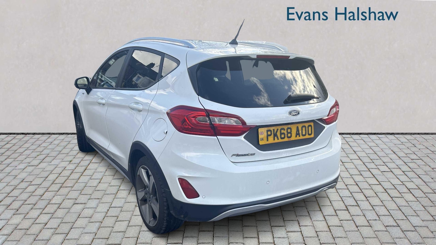 Used Ford Fiesta 2018 for sale - 76460063: Photo 3