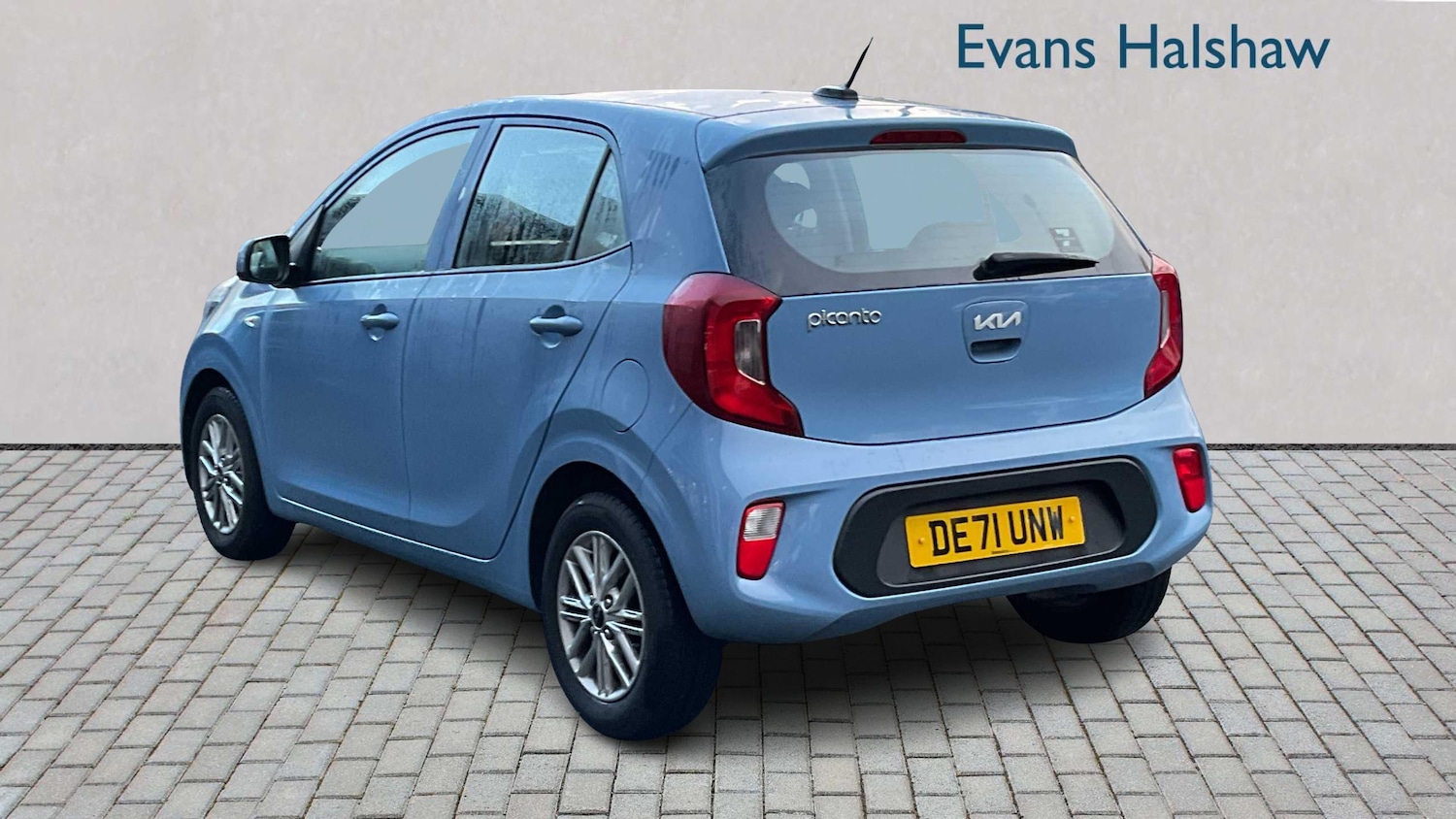 Used Kia Picanto 2021 for sale - 77257230: Photo 2