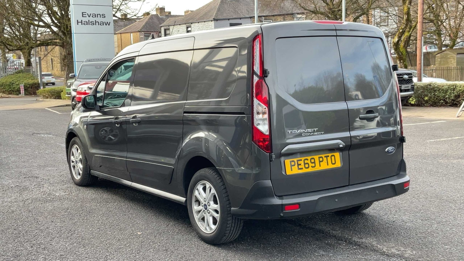 Used Ford Transit Connect 2019 for sale - 77615566: Photo 2