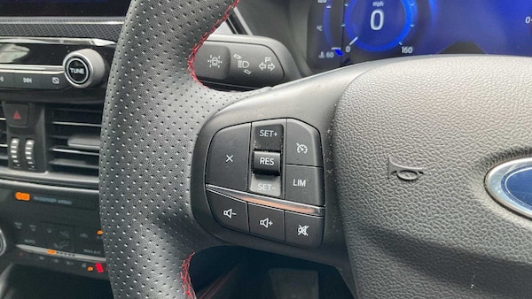 Used Ford Kuga 2022 for sale - 75317037: Photo 24