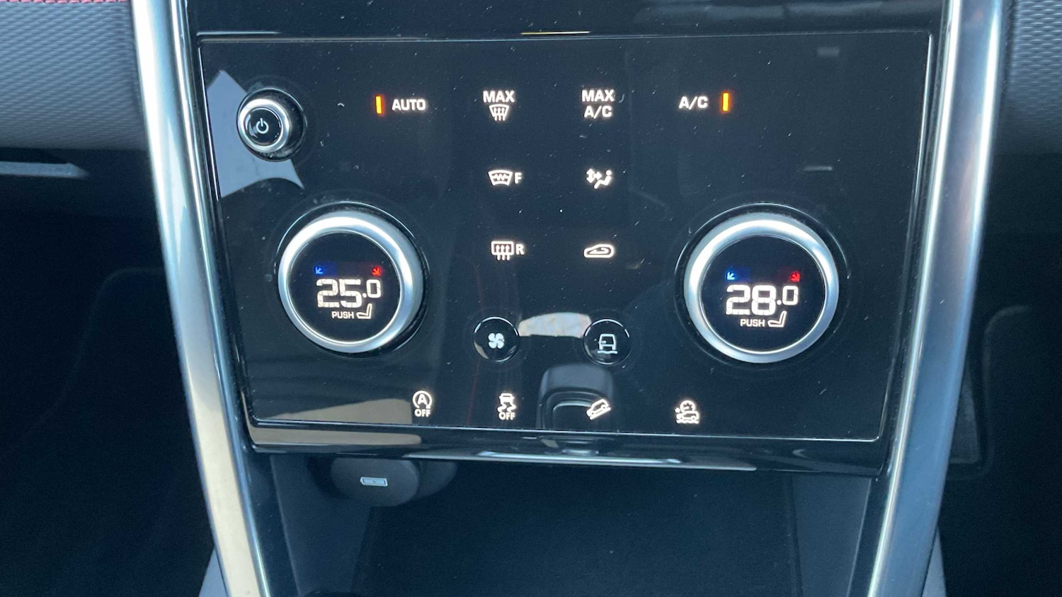 Used Land Rover Discovery Sport 2020 for sale - 77628239: Photo 17