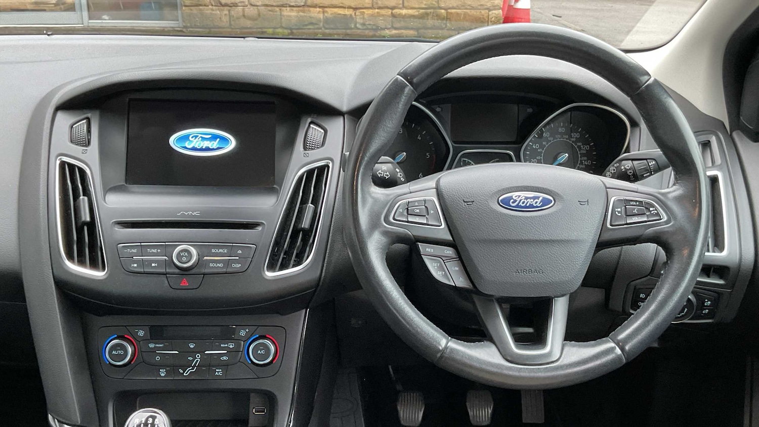 Used Ford Focus 2018 for sale - 76421184: Photo 11