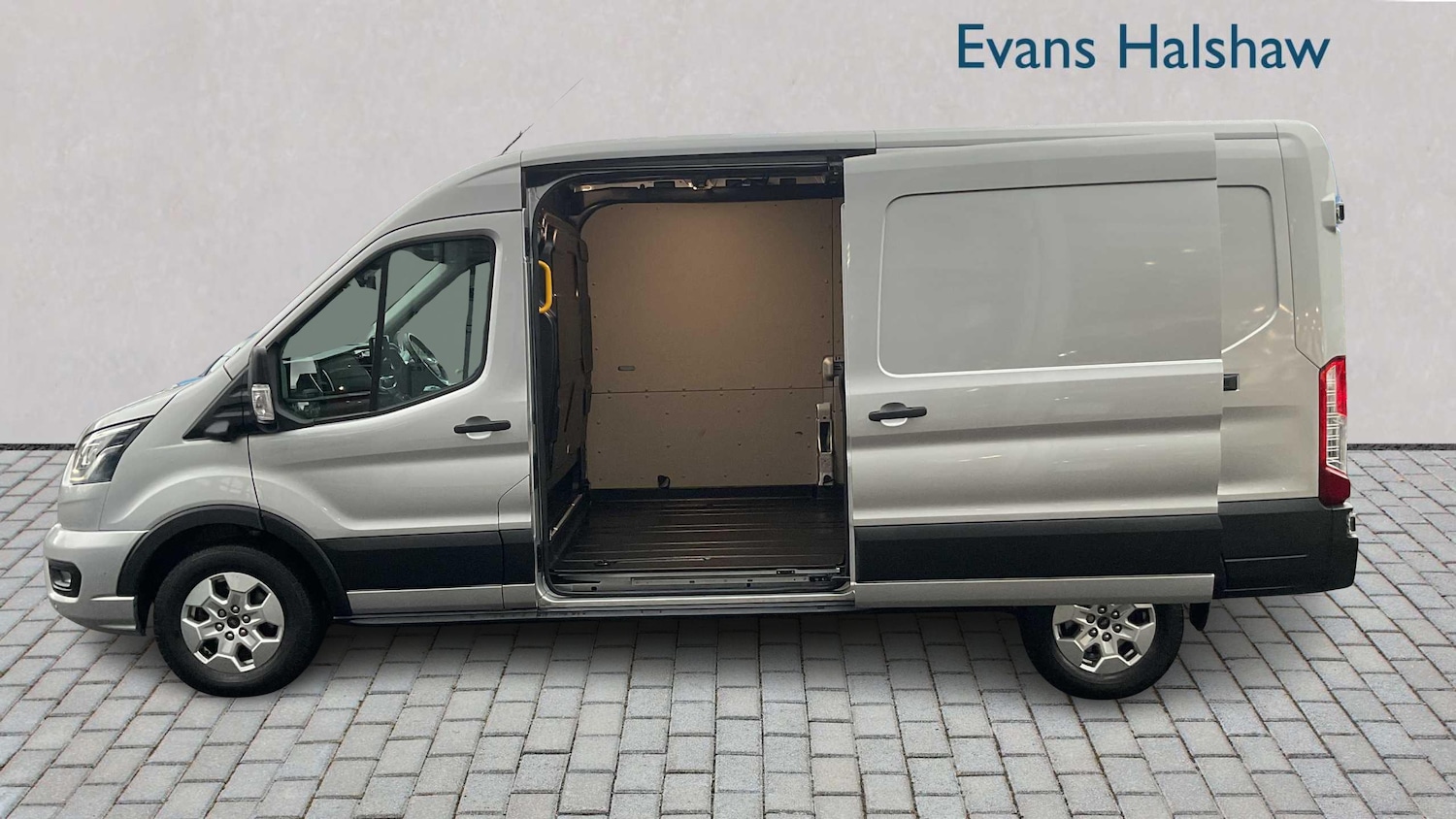 Used Ford Transit 2024 for sale - 77294335: Photo 10