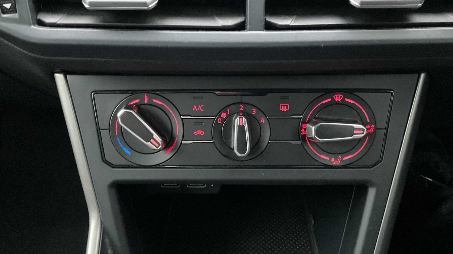 Used Volkswagen Polo 2018 for sale - 77112419: Photo 15