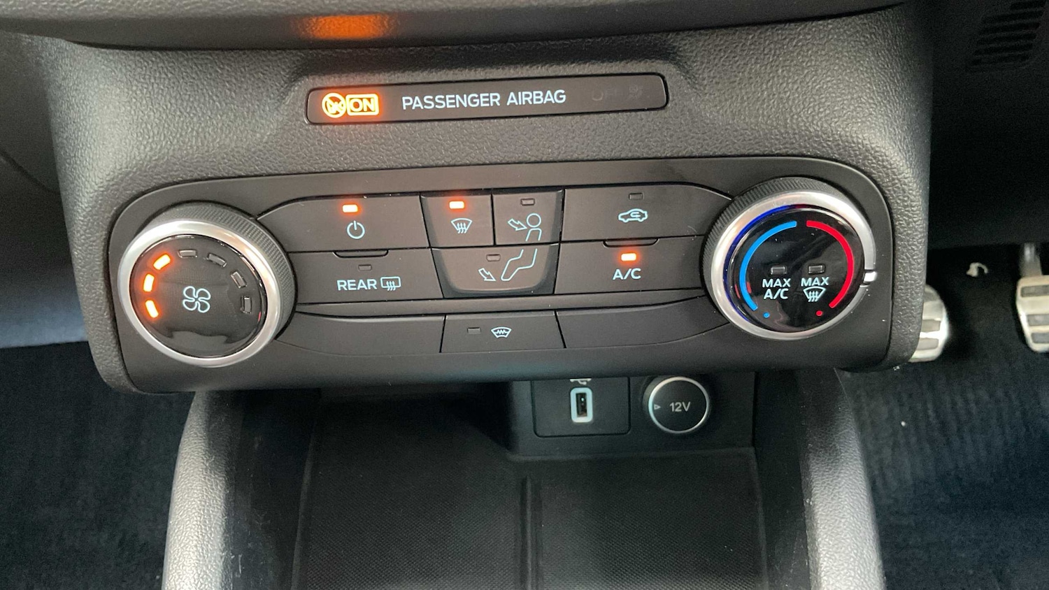 Used Ford Focus 2019 for sale - 76045078: Photo 19