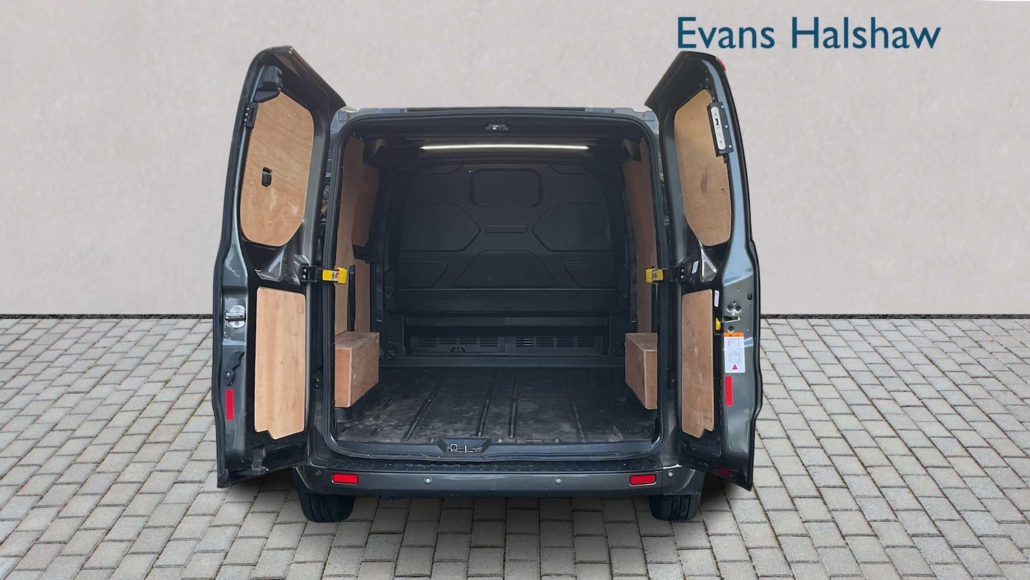 Used Ford Transit Custom 2023 for sale - 76587586: Photo 7