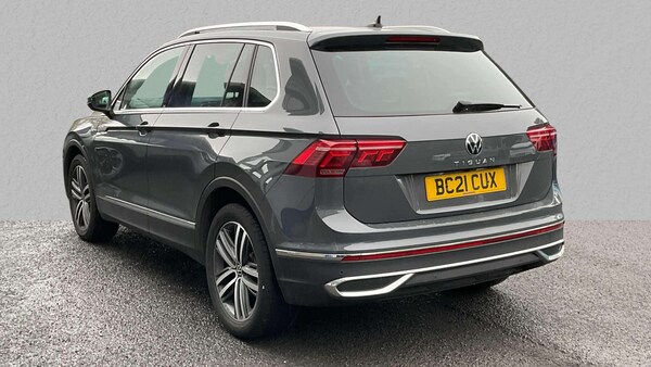Used Volkswagen Tiguan 2021 for sale - 76156303: Photo 2