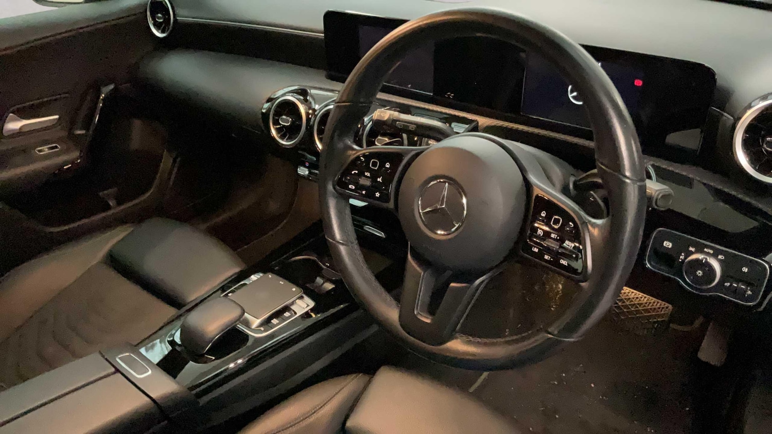 Used Mercedes-Benz A-Class 2019 for sale - 77112377: Photo 6