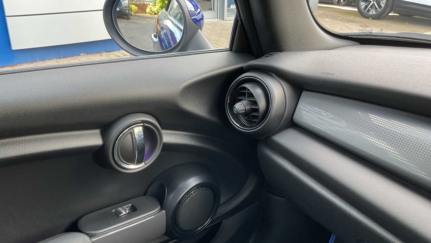Used MINI Convertible 2019 for sale - 75818923: Photo 20