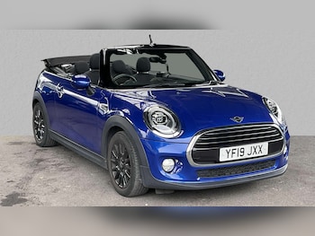 Used MINI Convertible 2019 for sale - 75818923: Photo
