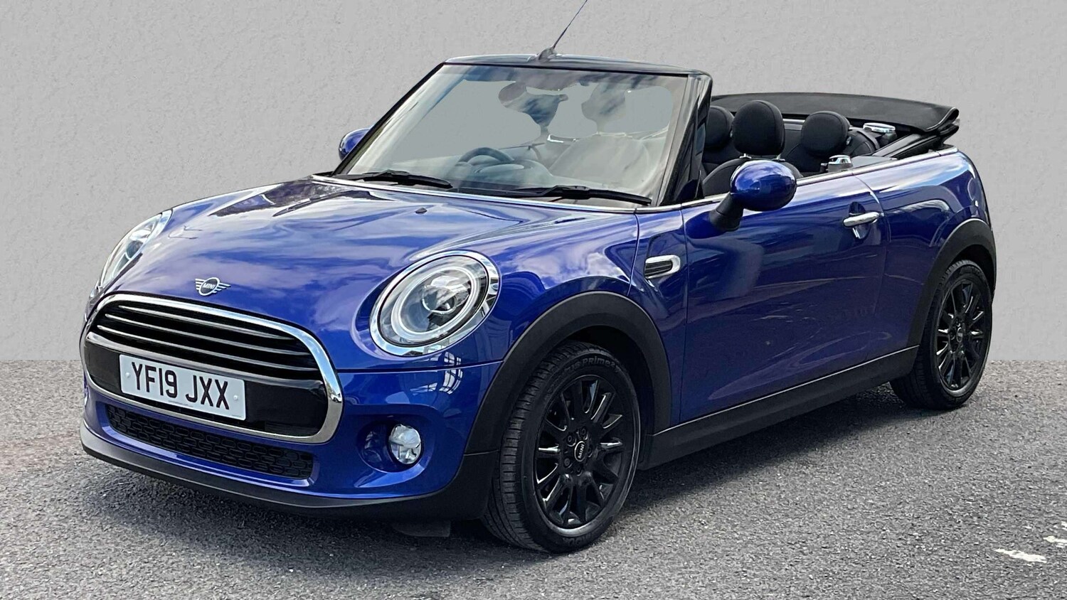 Used MINI Convertible 2019 for sale - 75818923: Photo 30