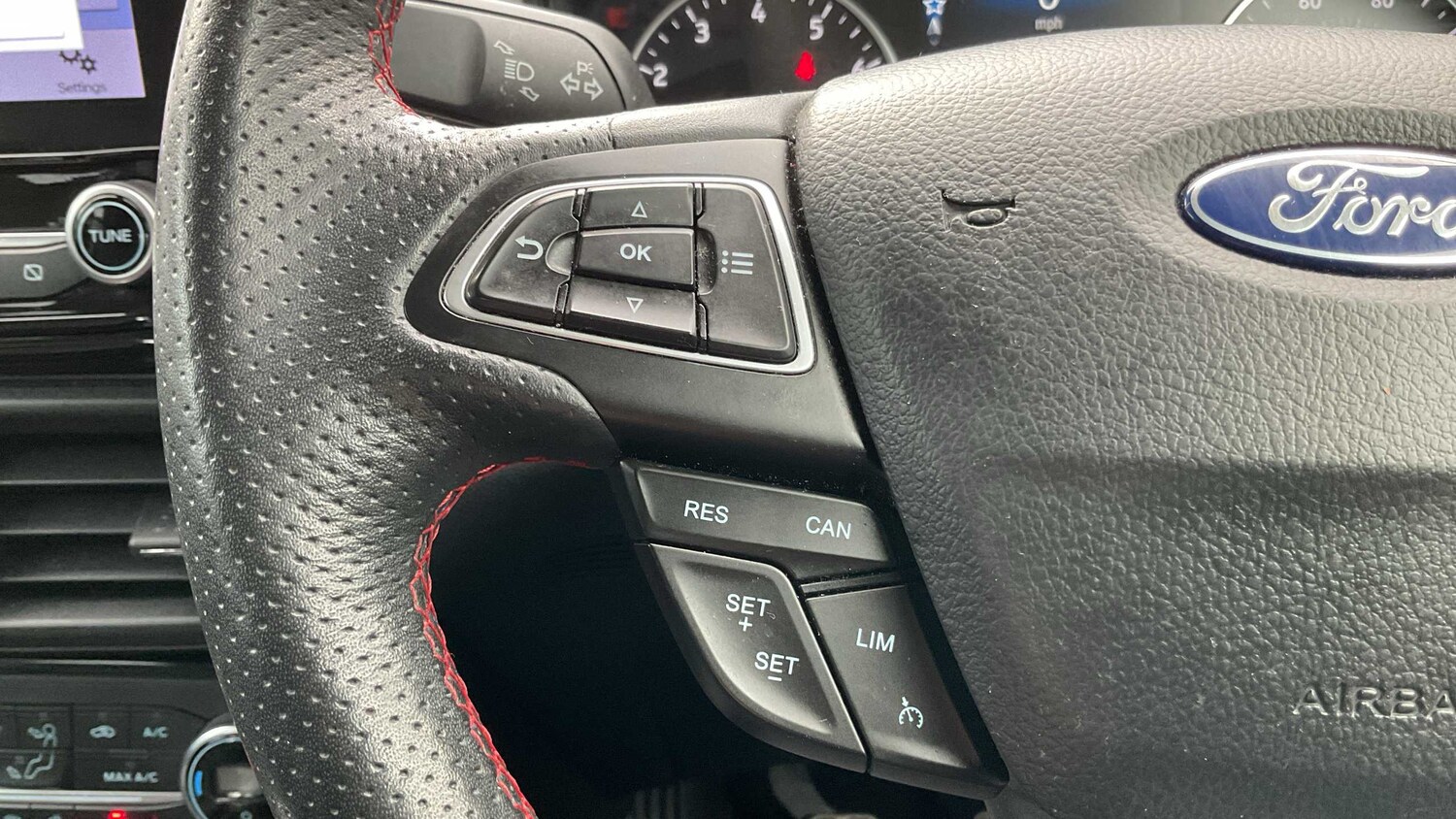 Used Ford Ecosport 2019 for sale - 76063376: Photo 24