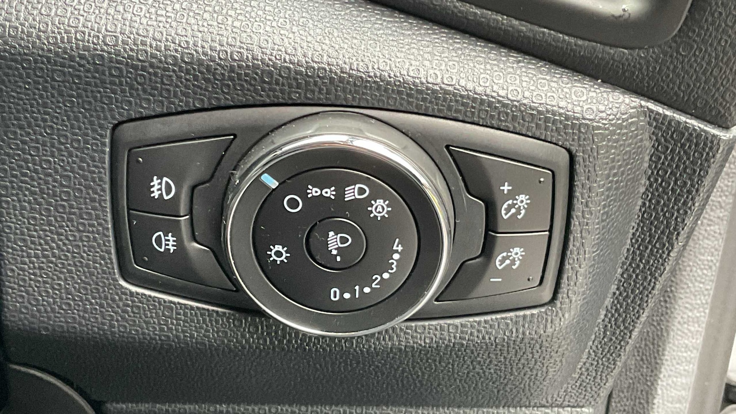 Used Ford Ecosport 2019 for sale - 76063376: Photo 26