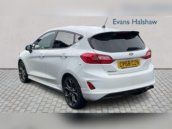 Used Ford Fiesta 2018 for sale - 77443612: Photo