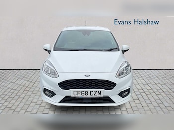 Used Ford Fiesta 2018 for sale - 77443612: Photo