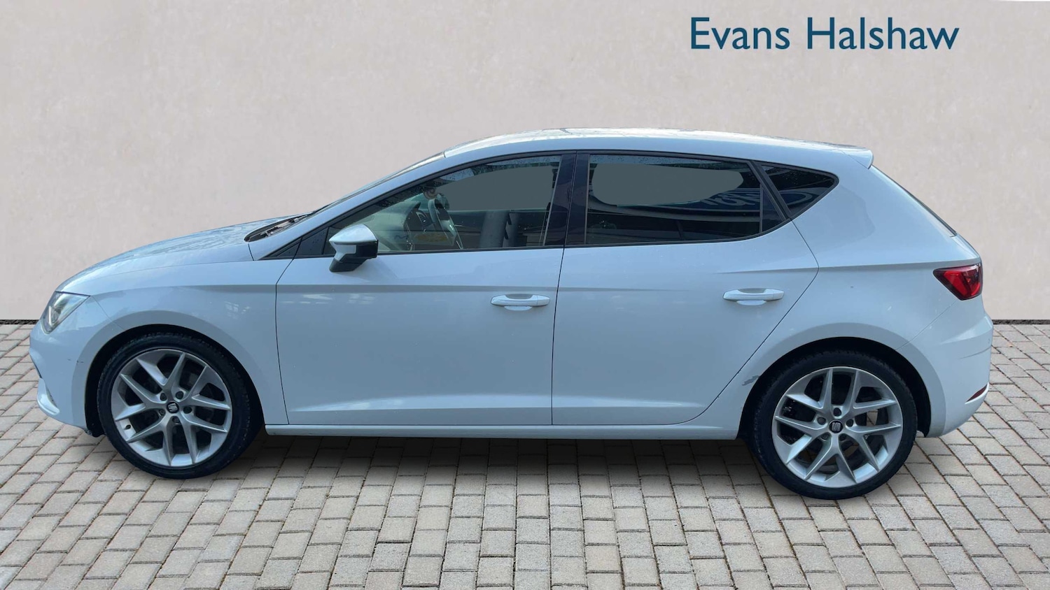 Used SEAT Leon 2018 for sale - 77233140: Photo 3