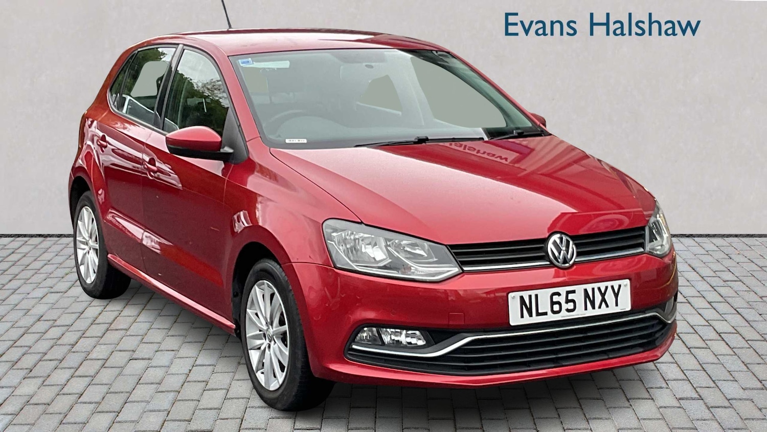 Used Volkswagen Polo 2015 for sale - 76705027: Photo 1