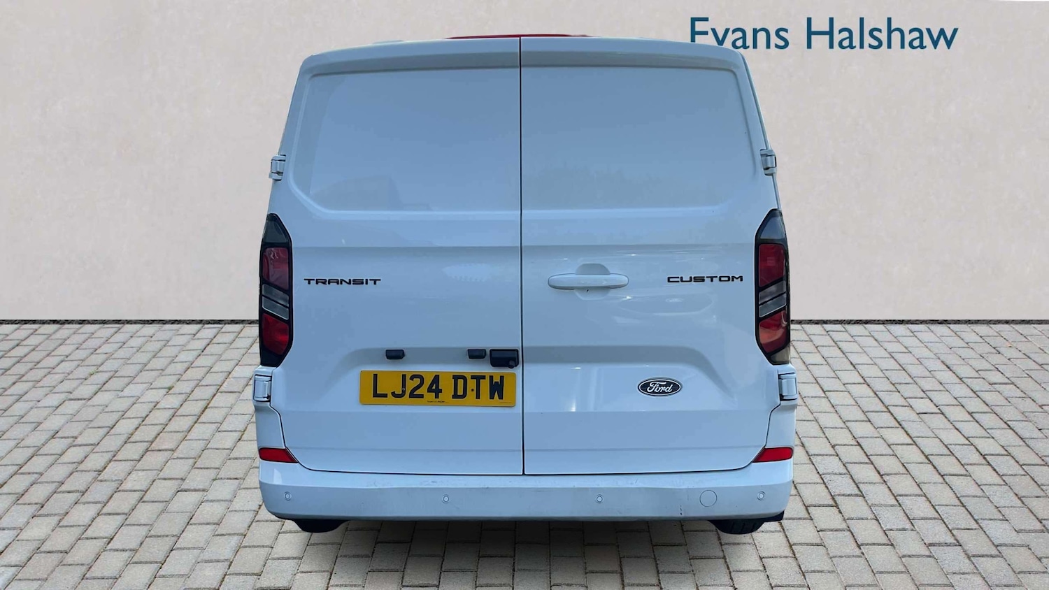 Used Ford Transit Custom 2024 for sale - 77960987: Photo 5