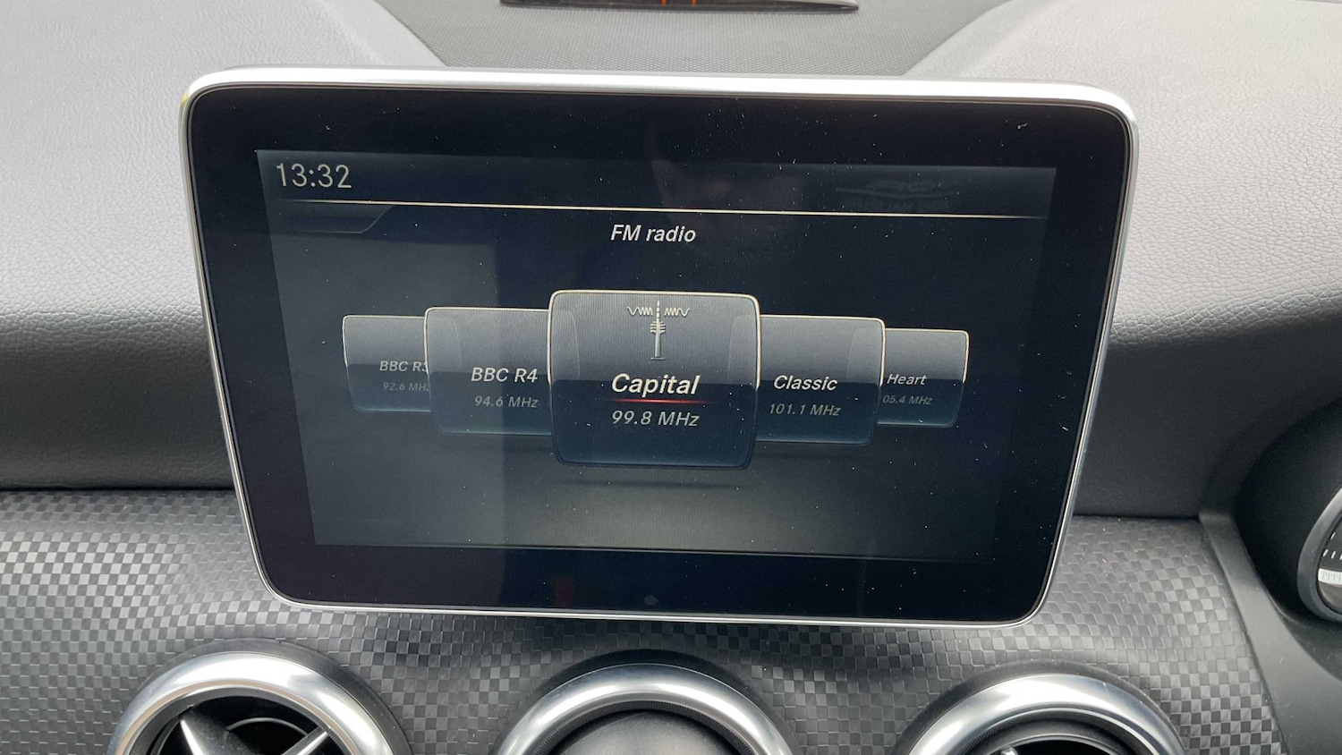 Used Mercedes-Benz A-Class 2015 for sale - 77552958: Photo 17