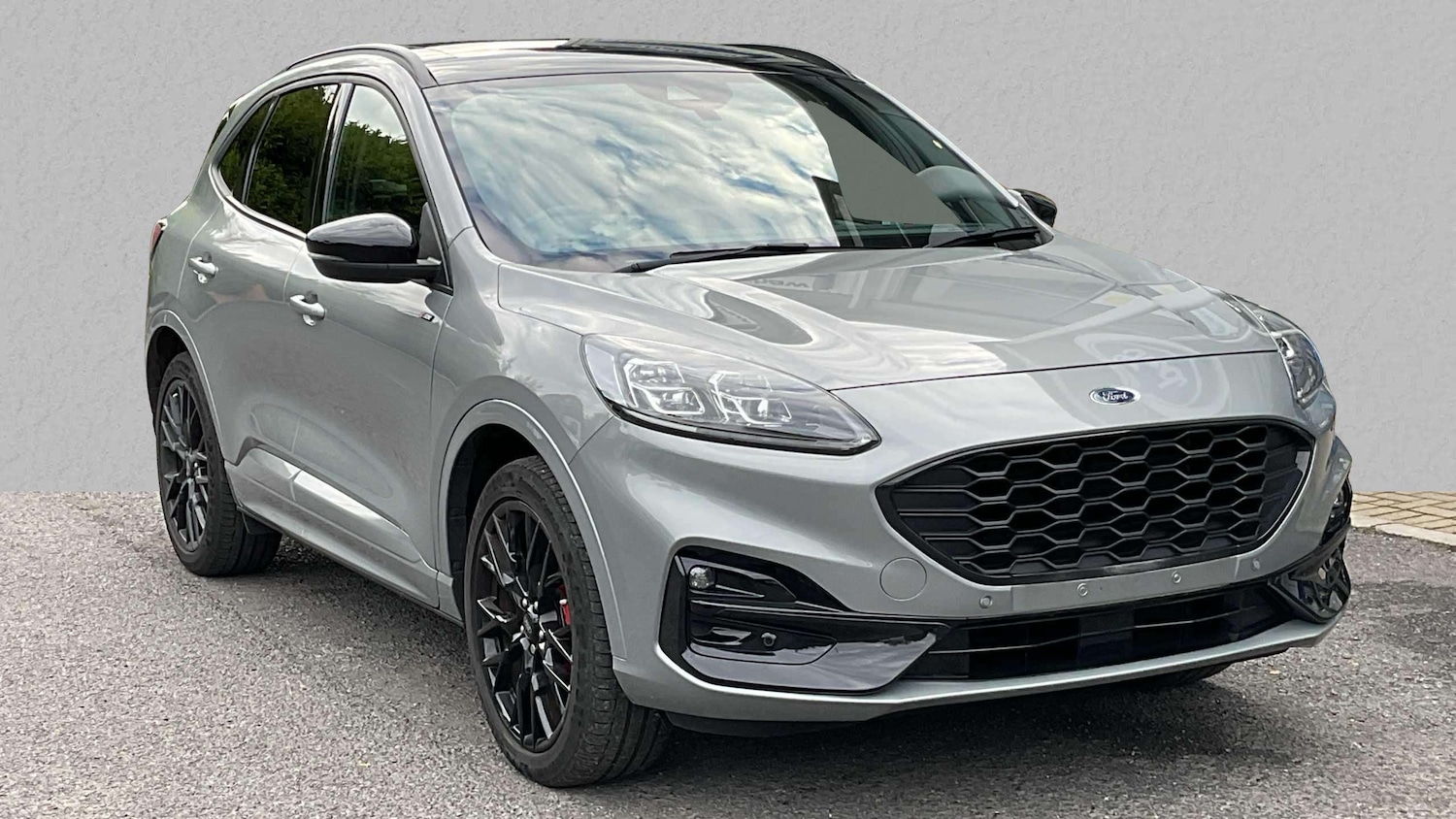Used Ford Kuga 2023 for sale - 76125835: Photo 1