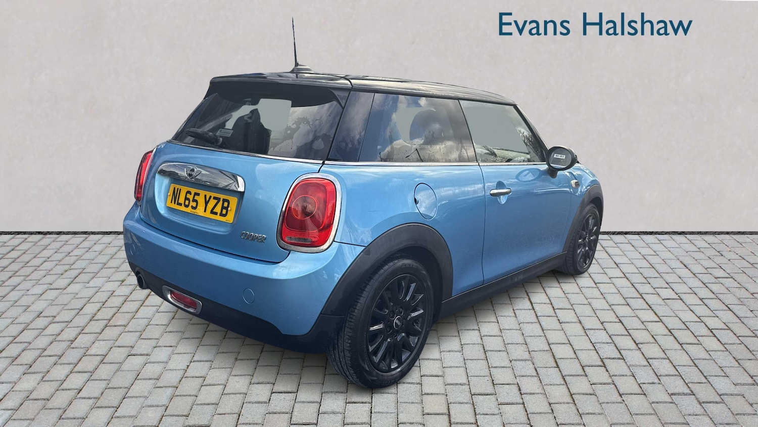 Used MINI Hatch 2015 for sale - 76401378: Photo 3