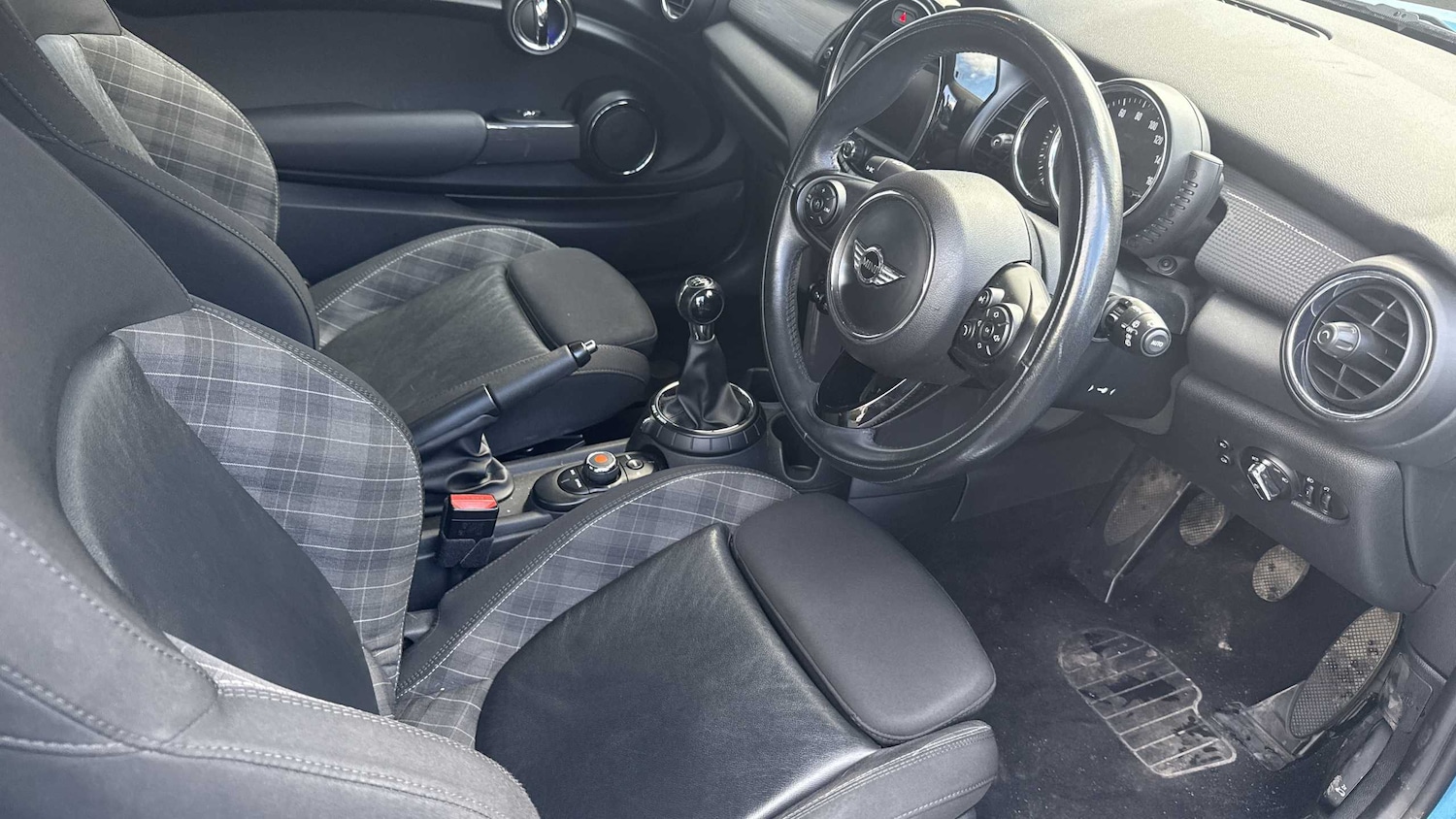 Used MINI Hatch 2015 for sale - 76401378: Photo 6