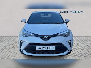 Used Toyota C-HR 2023 for sale - 78385850: Photo