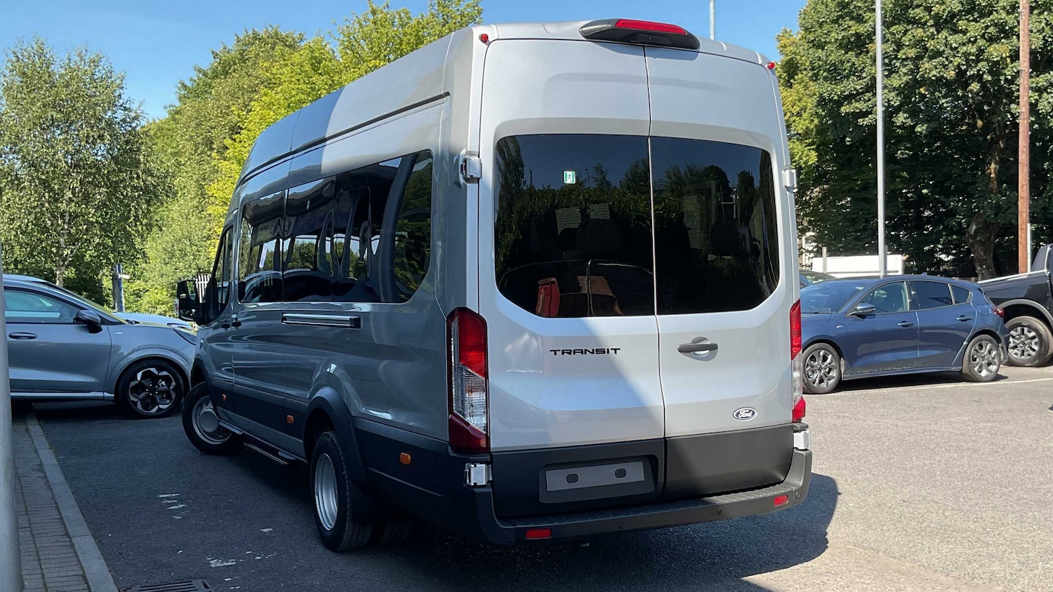 Used Ford Transit for sale - 76774220: Photo 2