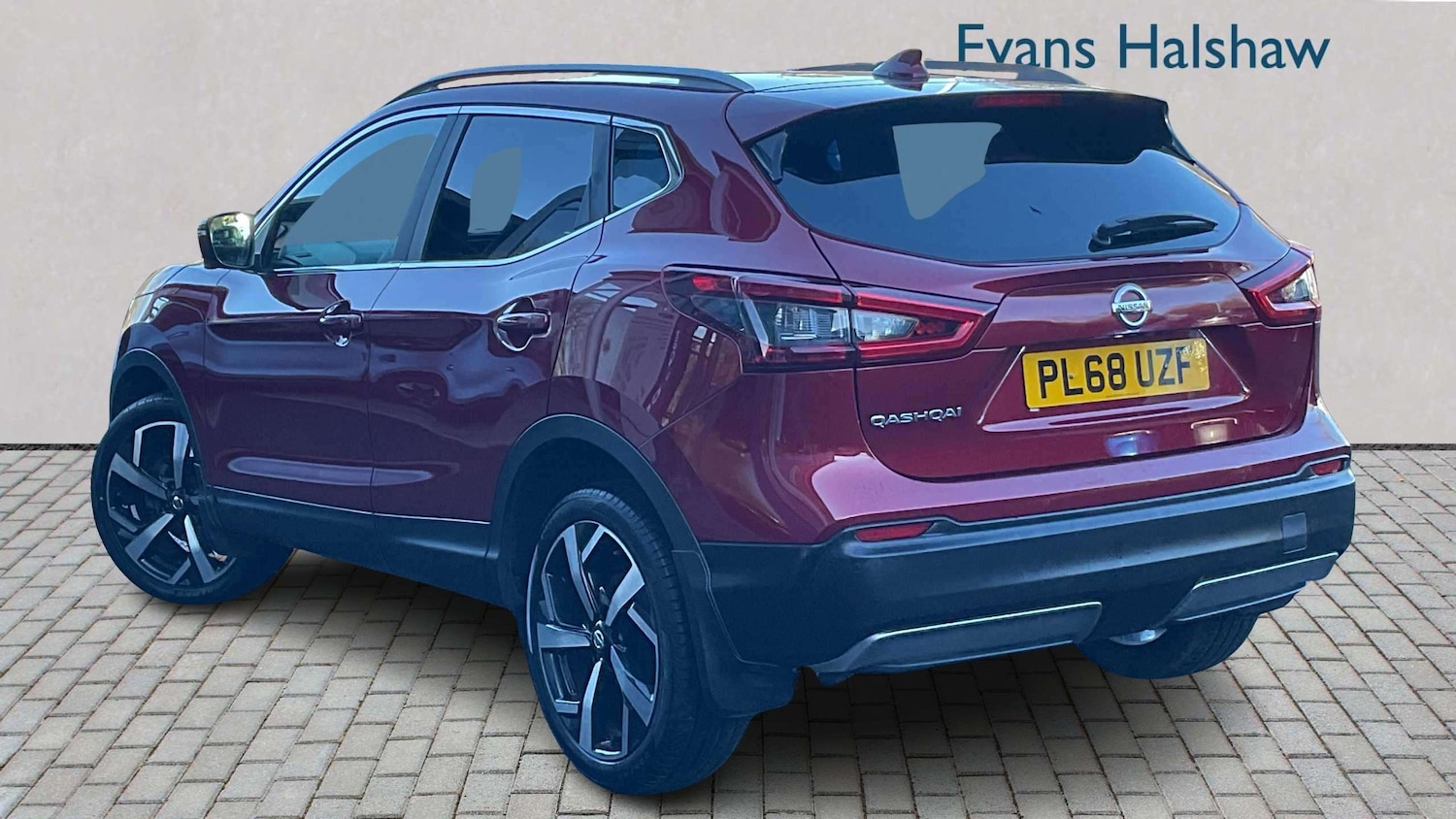 Used Nissan Qashqai 2018 for sale - 77827495: Photo 2