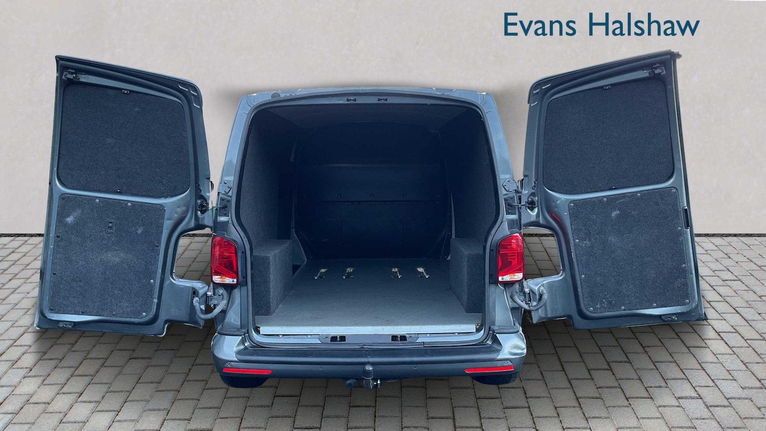 Used Volkswagen Transporter 2020 for sale - 75317759: Photo 9