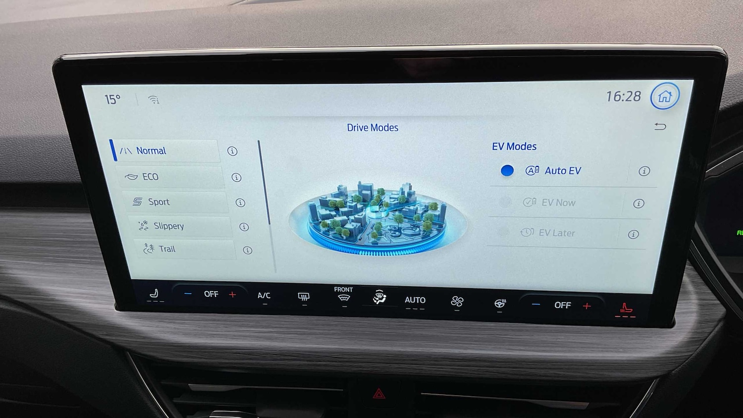 Used Ford Kuga 2025 for sale - 77686471: Photo 15