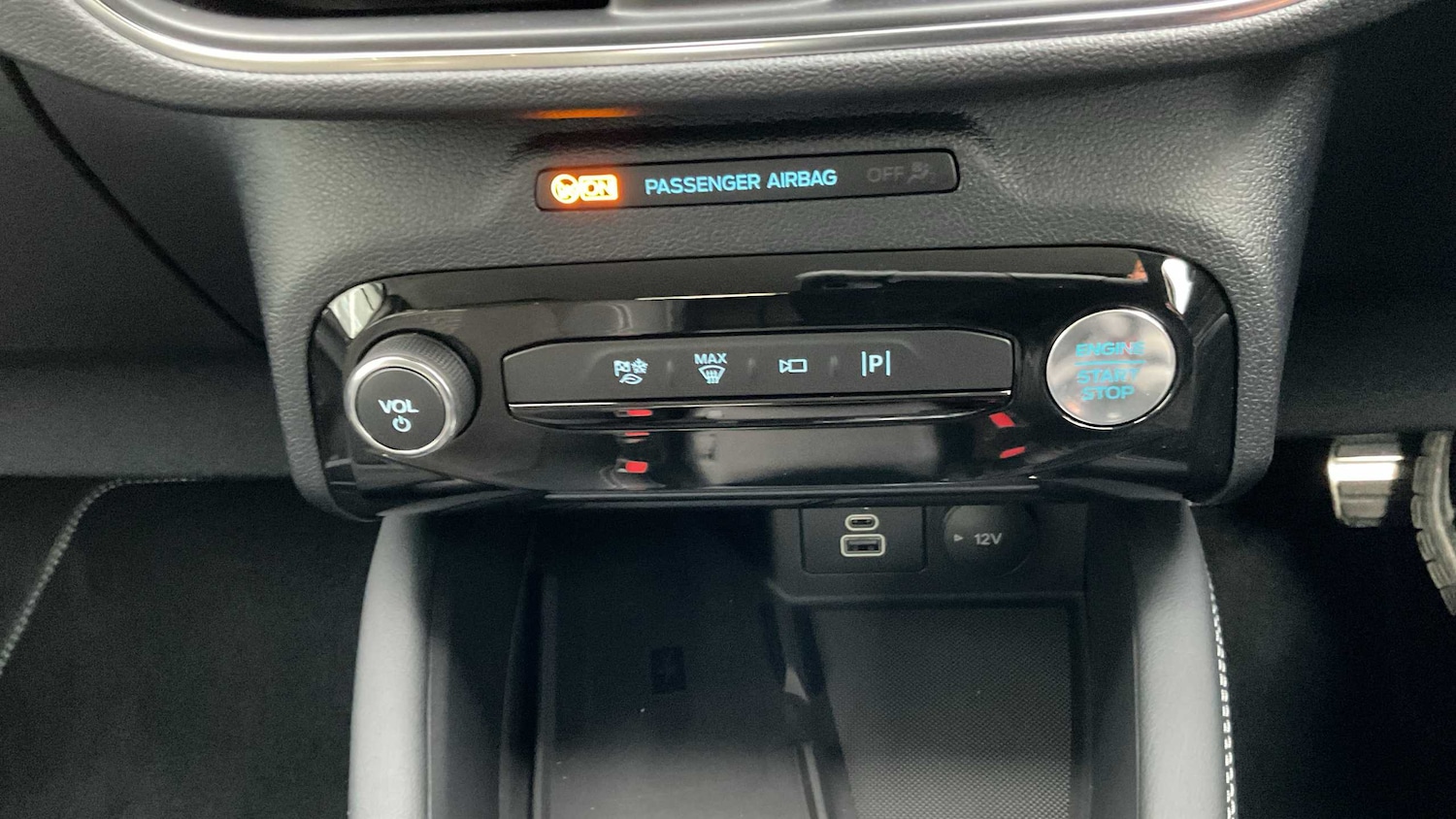 Used Ford Kuga 2025 for sale - 77686471: Photo 21