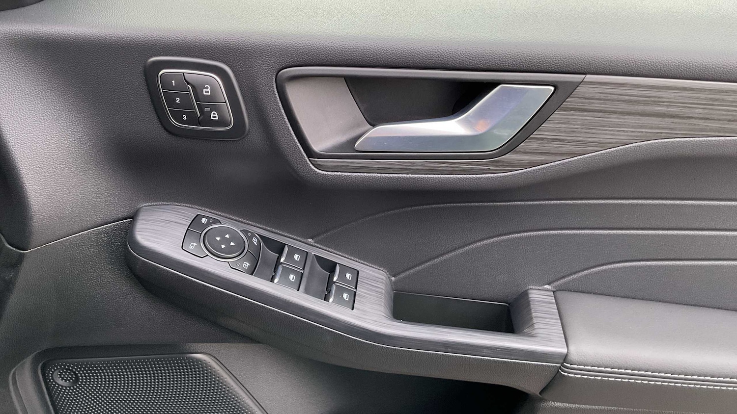 Used Ford Kuga 2025 for sale - 77686471: Photo 27