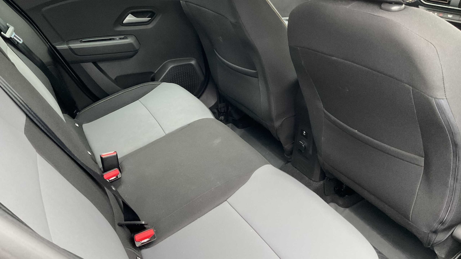 Used Dacia Sandero Stepway 2024 for sale - 76902328: Photo 15