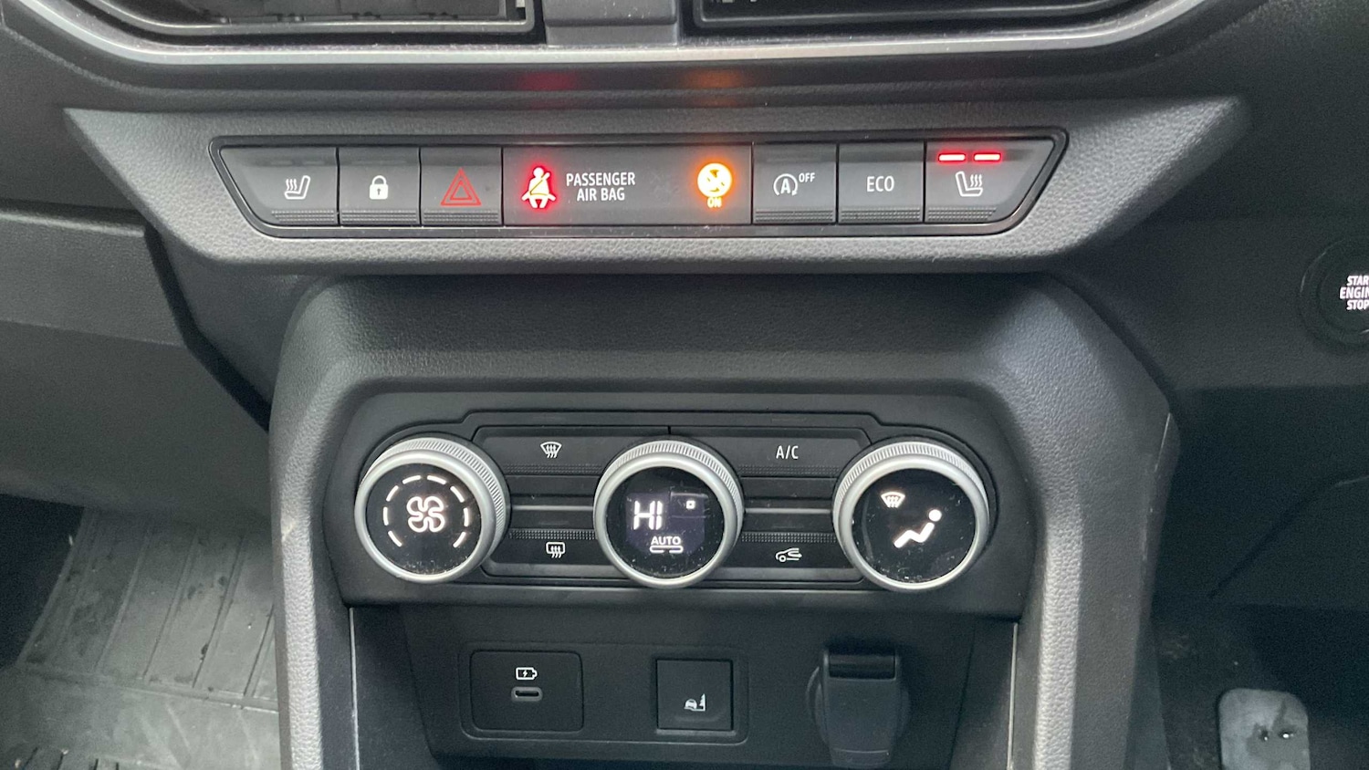 Used Dacia Sandero Stepway 2024 for sale - 76902328: Photo 8