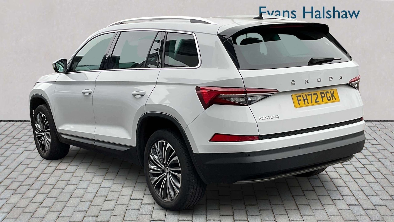 Used Skoda Kodiaq 2023 for sale - 77827352: Photo 2