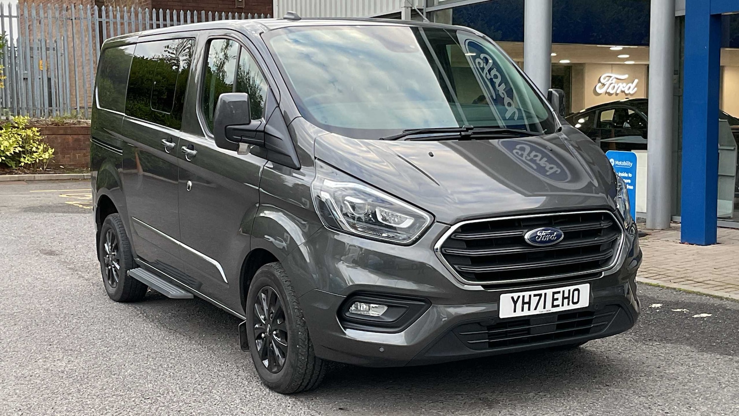 Used Ford Transit Custom 2021 for sale - 76125973: Photo 1