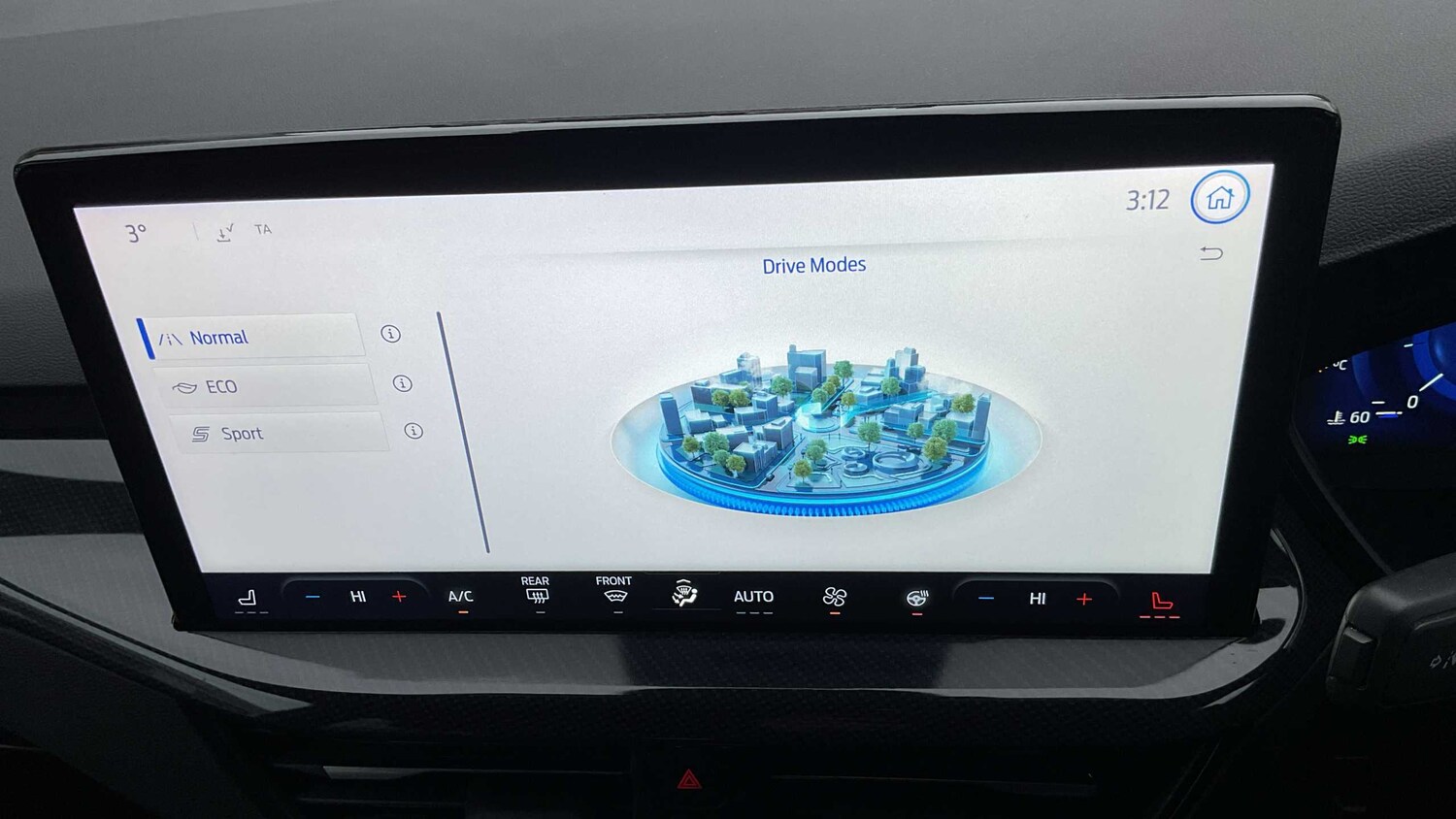 Used Ford Focus 2023 for sale - 77257291: Photo 16