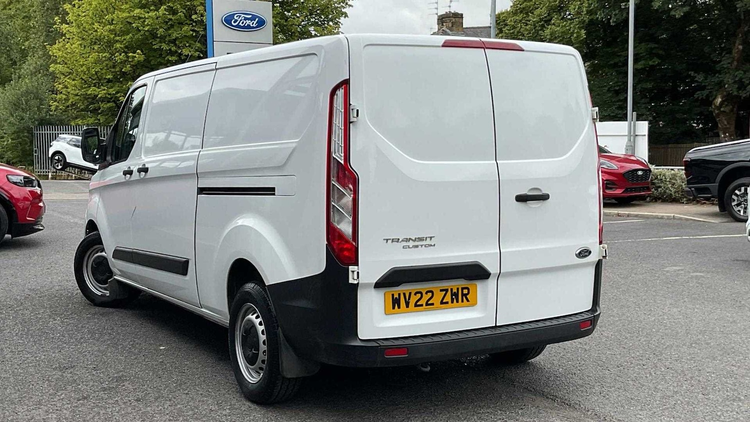 Used Ford Transit Custom 2022 for sale - 76411367: Photo 2