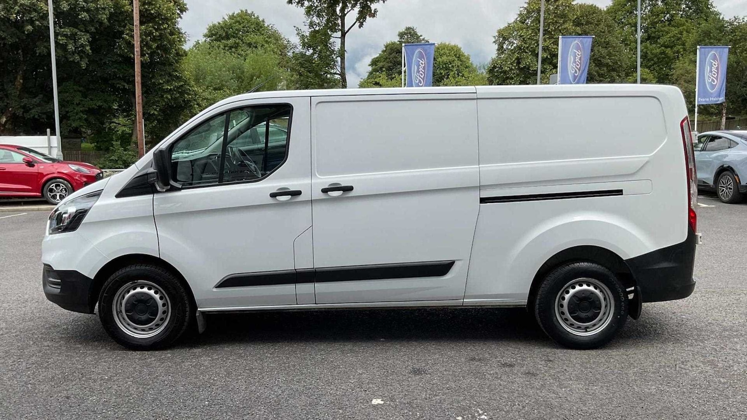 Used Ford Transit Custom 2022 for sale - 76411367: Photo 34
