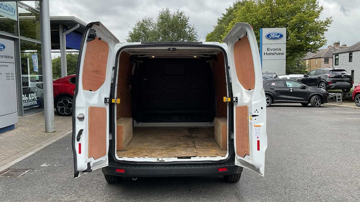 Used Ford Transit Custom 2022 for sale - 76411367: Photo 7