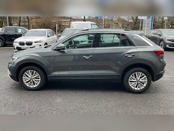 Used Volkswagen T-Roc 2022 for sale - 77552986: Photo